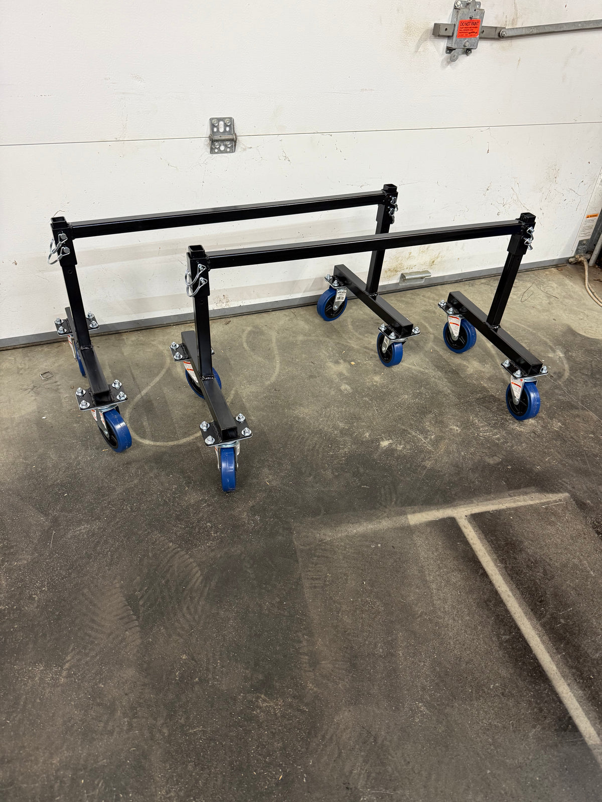 Adjustable sprint car rolling stands